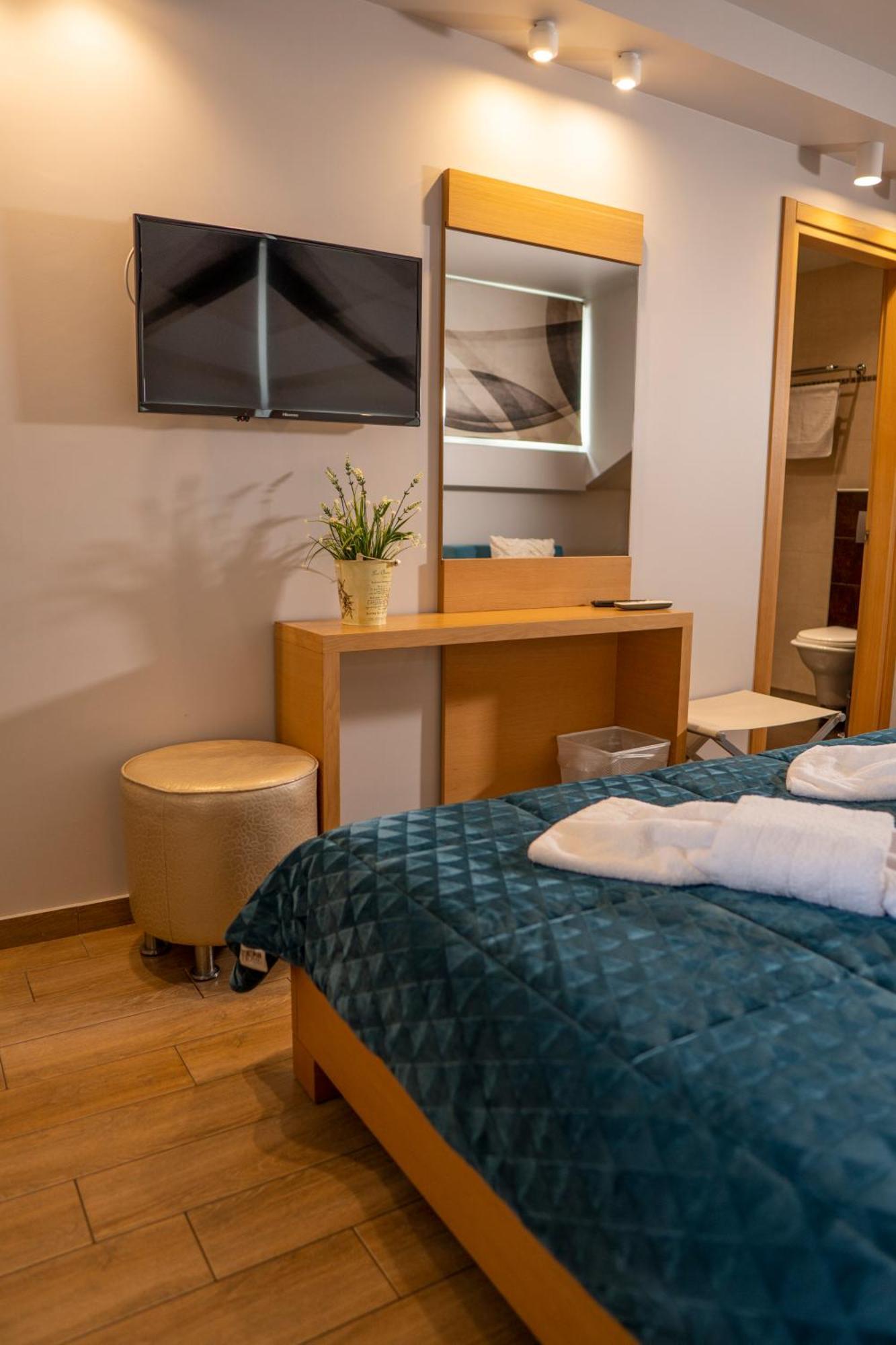 Hotel Epavlis Eleftheriadi Паралия-Катерини Экстерьер фото
